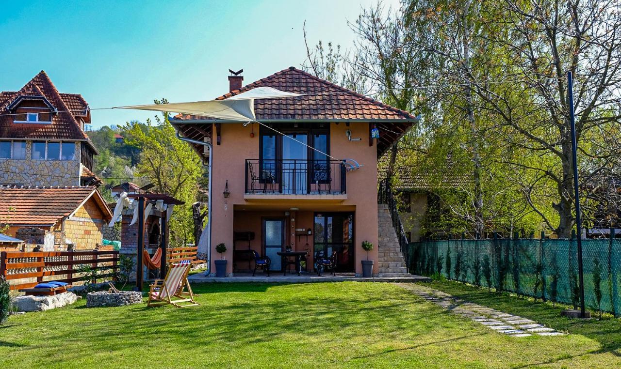 Dunavska Kuca Smederevo Bagian luar foto